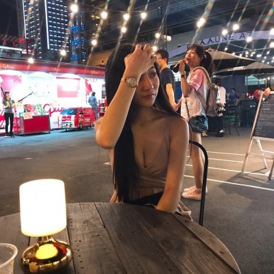 “我是婊子，想吃精液”语言调教对白刺激✅全程露脸高颜值反差婊✅一边被操一边要求被轮奸的贱货.