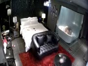 酒店情趣水滴摄像头监控偷拍小情侣啪啪2洗完鸳鸯浴继续啪啪
