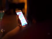 女神级172CM性感美女嫩模酒吧喝酒不小心中招后被猥琐男带到酒店扒掉衣服玩弄侵犯国语!