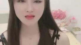 气质长发妹子模特身材 一身情趣黑丝露脸自慰诱惑十足