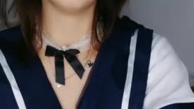 长沙辣妹-樱桃宝宝- 撩动发丝、阴毛旺盛、玩弄几下就叫得不行 声音实在是骚！