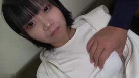 FC2 3108091 ２作品合計95分！ 経験少なめの色白ショートカットが似合う癒し系な彼女に思わず中出してしまいました。