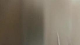 最后一个闪电般的速度秒摸了一下少女的B，吓的她说话都没力气了-4