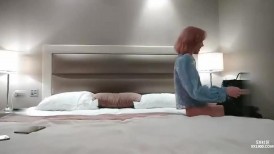 短发国外短发妹子啪啪，近距离特写口交后入大力抽插猛操呻吟娇喘