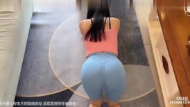 极品蜜桃肥臀健身教练发浪约我吃饭没想到吃完饭就把我口！