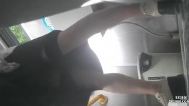 十二月最新流出师范大学附近女厕偷拍青春靓丽学妹 和闺蜜一块进厕间的大眼眼镜妹