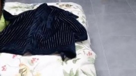 淫荡小少妇！齐逼牛仔短裤！被炮友跳蛋玩穴，翘起美臀，骑脸大屌吸吮，扶腰后入抽插