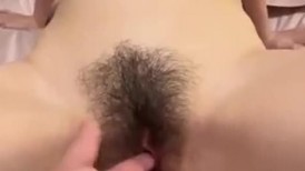 漂亮美女 啊啊好爽干死我爸爸 身材苗条大长腿 被操到主动叫爸爸 无套输出 拔吊猛射