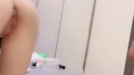 哥哥的棒棒糖好大一线天无毛骚穴大JB狂怼屁眼特写白浆流 奶子坚挺 肤白貌美大长腿