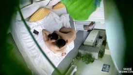 2024-6-20最新流出酒店绿叶房高清偷拍 都市里的偷情男女美少妇69式互舔各种姿势体位尝试一下