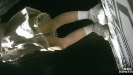 餐厅女厕全景偷拍多位漂亮少妇各种姿势嘘嘘