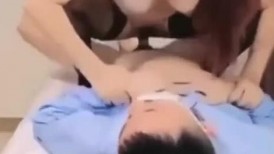 【全网最猛女技师】全自动人体榨精机，全程痴女淫荡对白超级刺激