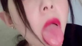 ⚡极品在校清纯学生妹不良反差！小小年纪就这么放荡，以后还了得，少女刚发育好的胴体让人流口水