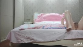 黑丝美眉 有没有带礼物 这个姿势好爽宝贝用力 啊今天这么快就射了 身材丰满性格开朗69吃鸡舔逼 被大叔猛怼内射
