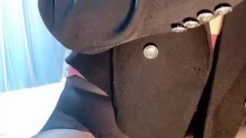 剧情演绎：大奶骚妇骚气十足勾引小帅哥，被无套猛操直接操舒服了！