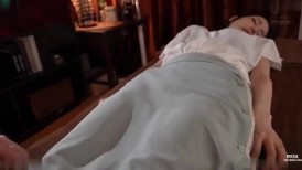 [无码破解]IPZZ-655 Karen Kaede，一位美丽的妻子，因使用欺骗级春药的药物性按摩而疯狂