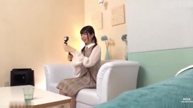 [无码破解]SDAB-339 10年角质自慰经验！？拥有娃娃脸和自信性格的美少女，仍在探索未来和性爱。在专业指导下，她唤醒了快感，疯狂潮吹！来自爱知县名古屋市的18岁佐野叶月AV出道。