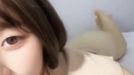⚫️最新福利，清纯古韵风，高颜值美人儿【玥玥】下海福利，饱满干净鲍鱼，看女神卖骚太爽(2V) (2)