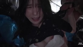 [无码破解]CAWD-884 一个纯真的女大学生在邻居家的垃圾房里被一个臭烘烘的中年男人玷污，并被连续55次中出而怀孕的命运……黑岛玲