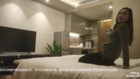 【AI增强】2022-03-10胖子工作室之一字马瑜伽熟女第二场狂干不射顶不住，拔套内射这骚妇