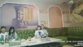【AI增强】20210703_[原版]歌厅探花陈先生_第一场沙发啪啪两妹子
