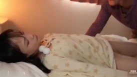 FC2 4775386 【限时价格！】【爱好者专用】被她纤细柔软的身体诱惑，彻底软化……2 [有]