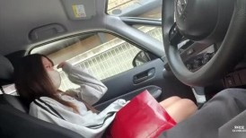 FC2 4784024 6/22 log1A: Sora – 连这么可爱的女孩子都向金钱屈服的不平等社会啊！在东京待了三年，花钱买了个东北的平胸妹子，在车里给我口交。 [有]