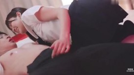 [无码破解]IPZZ-722 一个天真无邪的女学生气势汹汹地向我走来，我完全无法想象她那副清纯的模样，但她那放荡的扭胯动作却让我失去了理智，今天我们又一次放学后在酒店秘密约会——莉...