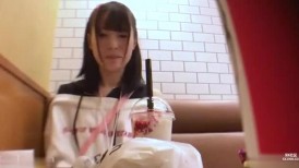 FC2 4793671 史上最可爱的18岁女大学生。她以喷射式高潮达到高潮，但被灌满精液后，她兴奋得神志不清。 [有]