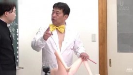[无码破解]PRED-820 你也能达到高潮！通过自慰学习！性爱技巧！让山岸彩香达到高潮！！！
