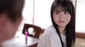 [无码破解]MIDA-412 回乡下旅行期间，我和正在长身体的侄女在家玩捉迷藏时，连续三天偷偷摸摸地在她昏迷状态下给她灌精的记忆。——泉桃香