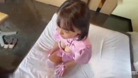 FC2 4802589 *包含森特典【芦田娜娜式美胸JD Mao】她娃娃脸因颜艺和呻吟而扭曲！<啊啊啊，啊啊啊！>她以蜘蛛骑乘式乞求法式热吻，美丽的巨乳被挤压！