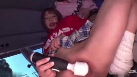 [无码破解]DASS-780 这些家伙真是疯了——什么都行！？当这些性欲永无止境的淫荡女人用她们粗暴的虐待狂方式入侵我时，我彻底沦陷了！好多滑溜溜的奶油派！与五月绘奈、有村希、二宫...
