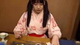 FC2 4803211 [无码][露脸][内射] 与我的偶像穗乃果一起泡温泉并过夜 ♡ 她凌乱的浴衣让我欲火焚身，我猛烈地射了出来。