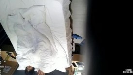 ⏪酒店偷拍⏩白袜小少女双腿分开方便让男友打桩