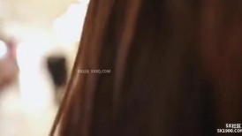 人妻的她壹-电影院篇-约会人妻商场公厕激情性爱