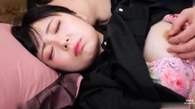 [无码破解]BACJ-168 躺在吧门口疲惫不堪的女人其实是个性瘾成性的变态荡妇黑崎宁宁，她正等着被人带回家。