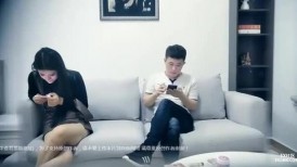 【七天极品探花】风骚御姐来袭，饥渴已久鲍鱼一摸淫水四溢，各种姿势啪啪干得娇喘不断