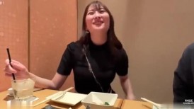 FC2 4811816 [荡妇人妻] 老公认可 ★ 奶油派 ★ 全职家庭主妇，28岁 ⇒ 热爱原始性爱的饥渴人妻，粉嫩诱人的私处，持续不断的浓稠精液喷射 [有]
