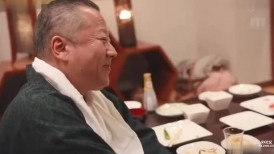 [无码破解]MIDA-453 <从现在起，我们是一家人，所以大家一起泡澡吧。> 导火索就是<家庭浴>。谁能想到他的继女也会加入……？！叔叔在妻子的盲点处瞬间勃起。和妻子以及继女（胸...