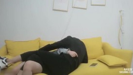 【AI增强】2020-10-20小陈头星选约了个长相甜美纹身萌妹子啪啪，连男朋友都不帮口却被小陈强行要求舔屌，暴力插穴直到答应短暂无套五分钟