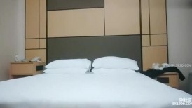 【AI增强】利哥探花经典作之一字马170大长腿1031仅一场白皙漂亮学舞蹈一字劈腿功底好听译字幕