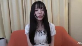 FC2 4817239 绝佳佳作！葵酱，目前在初级学院攻读幼教专业，同时也是一名偶像♪ 几乎还是处女，没有任何恋爱方面的顾虑♡ 最后高潮迭起，双腿都在颤抖！真是令人舒心的画面...