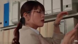 [无码破解]DASS-817 我老婆绝对不可能被我的女性朋友背叛。绿帽女同婚外情，新村明里，花五郎椿