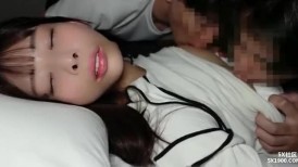 大学校园小姐，被非正式任命为某电台女播音员，数码纹身确认可带回家 3P①