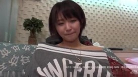 FC2 4811062 [露脸] 与拥有动漫配音的娇小女孩在情侣店进行颜射 [有]