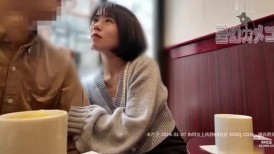 FC2 4826925【稀有 – 对比】与身材纤细、胸部娇小的女友的第一视角性爱（20岁）——她5厘米的乳头在她猛烈抽插时坚挺颤抖，原始的性爱和大量的射精【业余个人视频】 [...