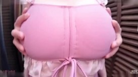 FC2 4828392 [无码 x 私人拍摄] 她的 J 罩杯巨乳被两位男士按摩！在户外按摩浴缸里玩了个大胆的三人行！我用涂满润肤露的巨乳尝试了各种花样，哈哈。
