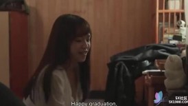 毕业回乡和青梅竹马的暗恋对象上床,剧情极品美女