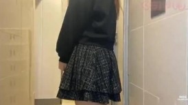 FC2 4831663 [私人拍摄] 一位刚到东京的18岁女孩听话地照做，立刻吸吮舔舐他的肛门，并且不用手就吞下了两份精液。 [有]